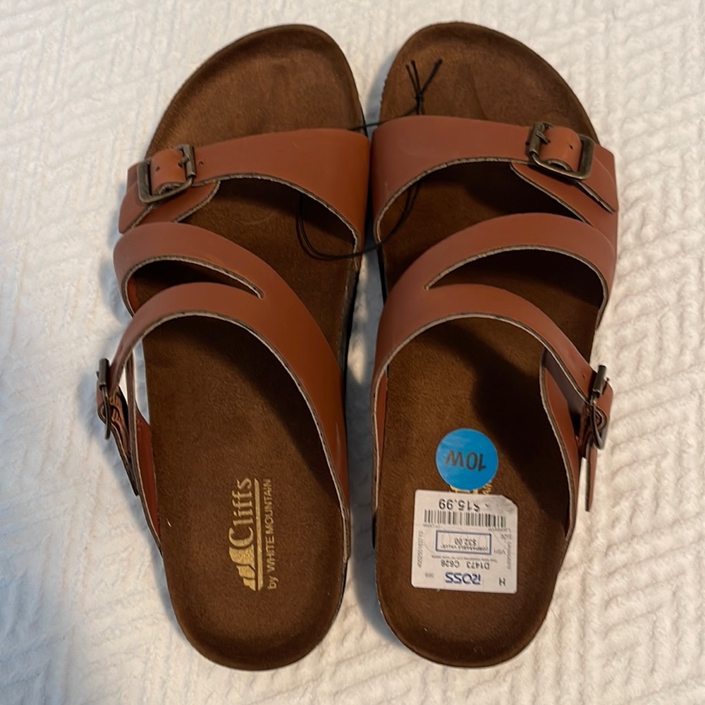 Cliffs by White Mountain NWT Maroon Glendy Sandal, size 10W